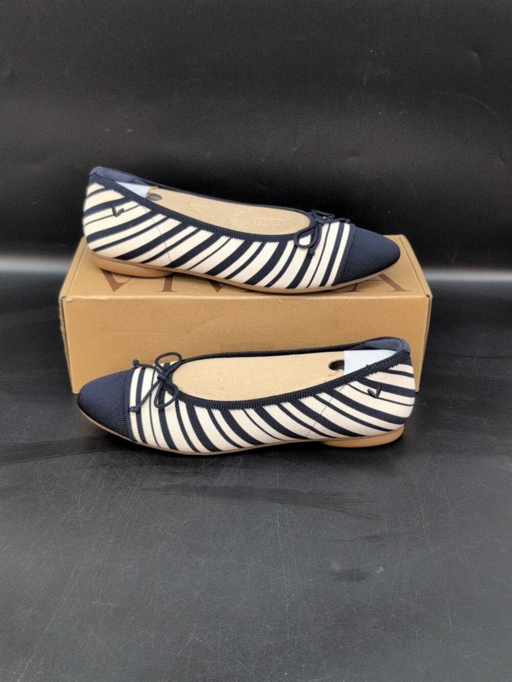 VIVAIA Tiana Almond Toe Bow Women's Flats US 9 Navy Ivory Multi Stripe